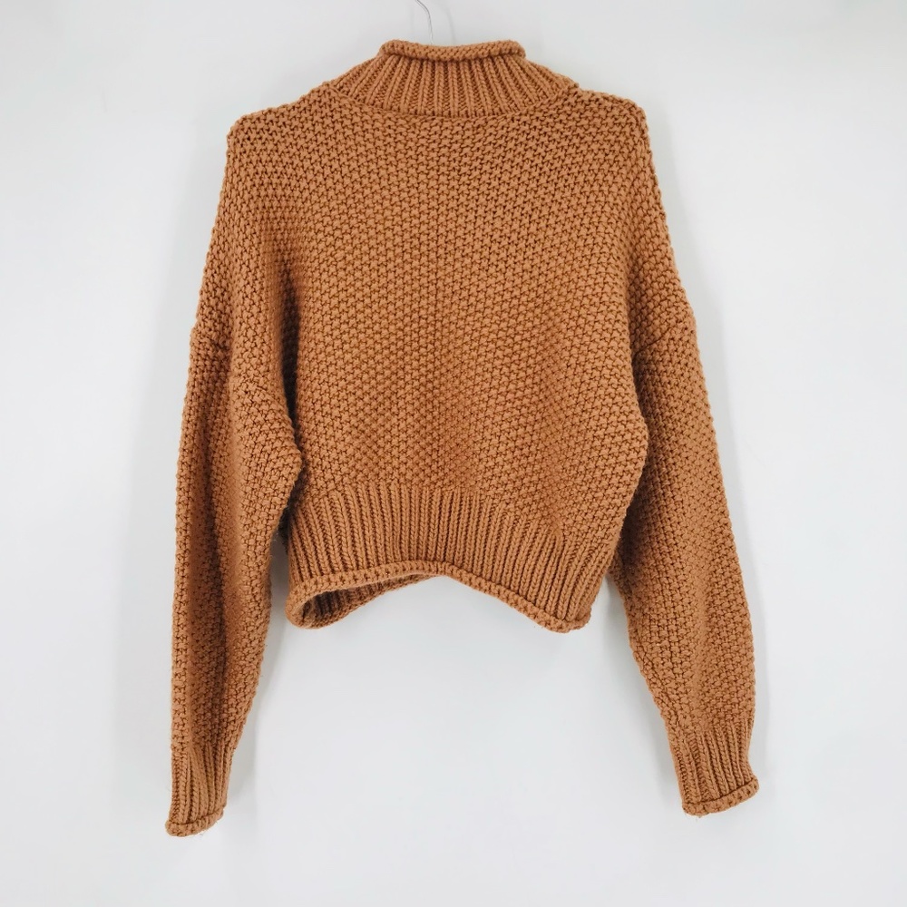 Etophe Studios Chunky Knit Cropped Turtleneck Swe… - image 4